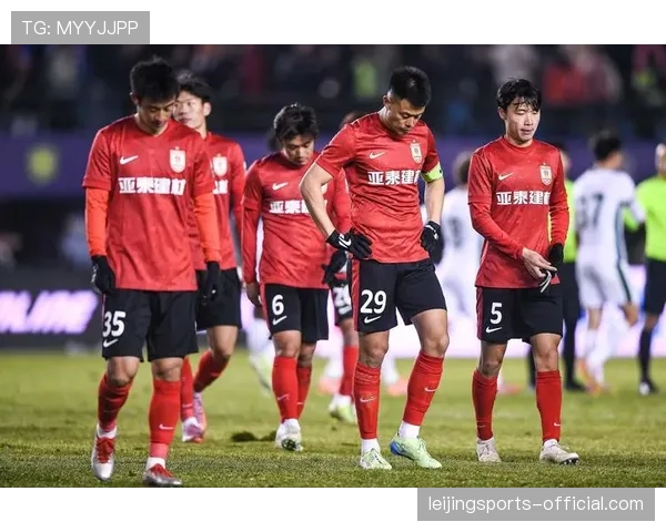 长春亚泰主场惨败北京国安 提前一轮降入中甲联赛