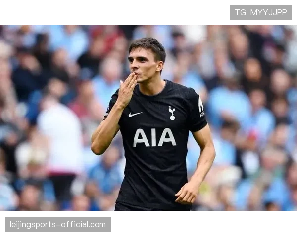 埃弗顿定位球威胁，塔尔科夫斯基高空优势考验曼联防空体系